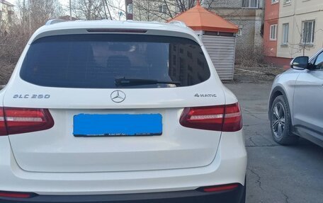 Mercedes-Benz GLC, 2016 год, 2 500 000 рублей, 2 фотография