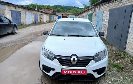 Renault Logan II, 2019 год, 368 000 рублей, 1 фотография