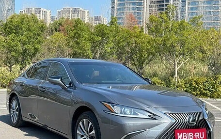 Lexus ES VII, 2021 год, 2 650 000 рублей, 3 фотография