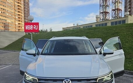 Volkswagen Tiguan II, 2019 год, 2 770 000 рублей, 4 фотография