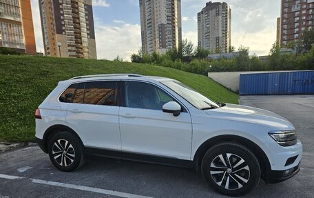 Volkswagen Tiguan II, 2019 год, 2 770 000 рублей, 5 фотография