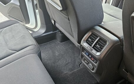 Volkswagen Tiguan II, 2019 год, 2 770 000 рублей, 15 фотография