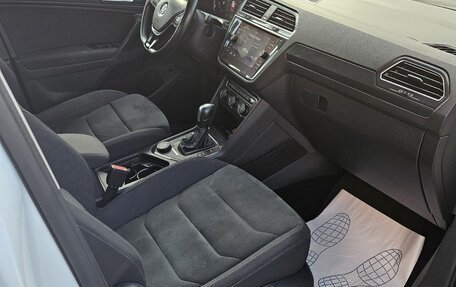 Volkswagen Tiguan II, 2019 год, 2 770 000 рублей, 18 фотография