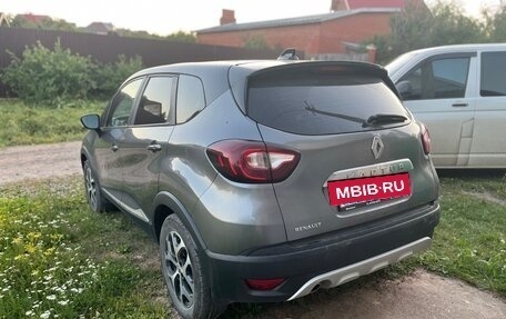 Renault Kaptur I рестайлинг, 2016 год, 1 080 000 рублей, 3 фотография