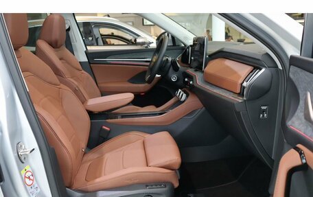 Skoda Kodiaq, 2025 год, 5 450 000 рублей, 12 фотография