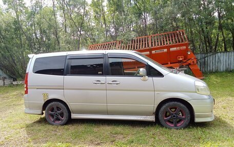 Nissan Serena II, 2002 год, 635 000 рублей, 3 фотография