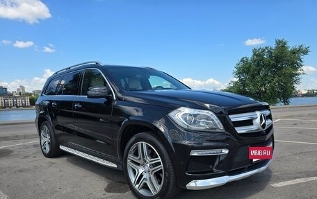 Mercedes-Benz GL-Класс, 2015 год, 3 790 000 рублей, 2 фотография