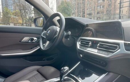 BMW 3 серия, 2021 год, 2 460 000 рублей, 10 фотография