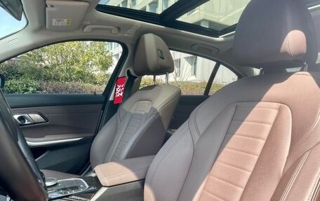 BMW 3 серия, 2021 год, 2 460 000 рублей, 15 фотография