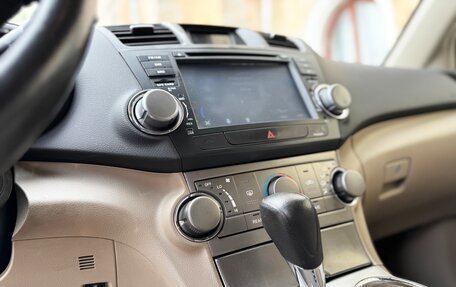 Toyota Highlander III, 2008 год, 1 530 000 рублей, 19 фотография