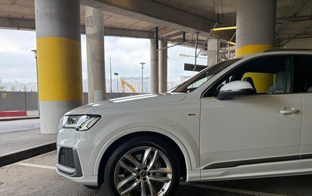 Audi Q7, 2021 год, 10 500 000 рублей, 6 фотография