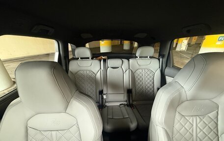 Audi Q7, 2021 год, 10 500 000 рублей, 11 фотография