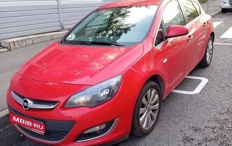 Opel Astra J, 2013 год, 780 000 рублей, 1 фотография