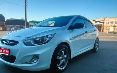 Hyundai Solaris II рестайлинг, 2013 год, 920 000 рублей, 1 фотография