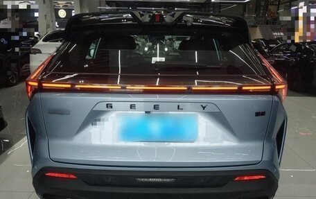 Geely Atlas, 2024 год, 1 800 000 рублей, 6 фотография