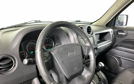 Jeep Liberty (Patriot), 2010 год, 688 000 рублей, 11 фотография