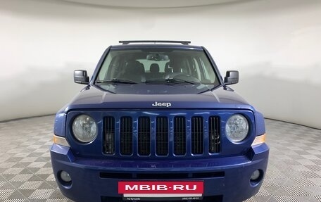 Jeep Liberty (Patriot), 2010 год, 688 000 рублей, 2 фотография
