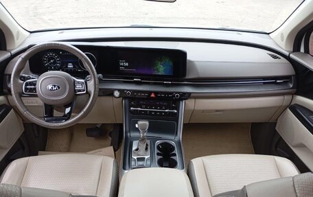 KIA Carnival, 2021 год, 3 330 000 рублей, 9 фотография