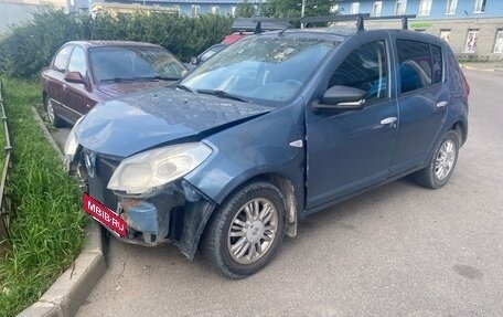 Renault Sandero I, 2013 год, 240 000 рублей, 3 фотография