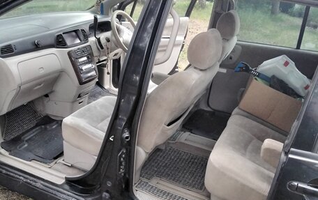 Nissan Liberty, 2001 год, 249 000 рублей, 24 фотография