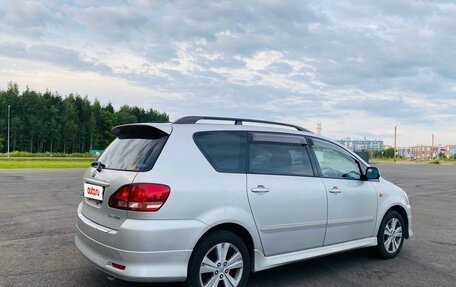 Toyota Ipsum II, 2002 год, 650 000 рублей, 10 фотография