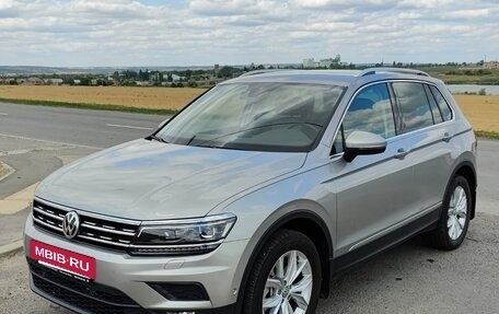 Volkswagen Tiguan II, 2020 год, 3 500 000 рублей, 3 фотография