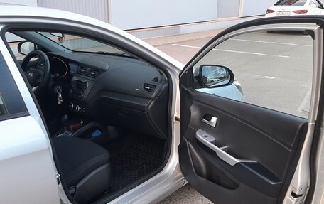 KIA Rio III рестайлинг, 2013 год, 830 000 рублей, 7 фотография