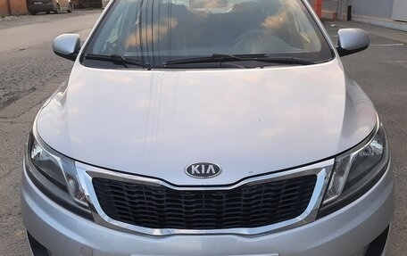 KIA Rio III рестайлинг, 2013 год, 830 000 рублей, 14 фотография