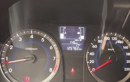 Hyundai Solaris II рестайлинг, 2015 год, 670 000 рублей, 7 фотография