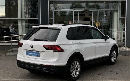 Volkswagen Tiguan II, 2020 год, 2 499 000 рублей, 5 фотография