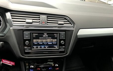 Volkswagen Tiguan II, 2020 год, 2 499 000 рублей, 15 фотография