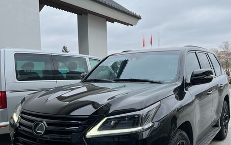 Lexus LX III, 2017 год, 4 500 000 рублей, 1 фотография