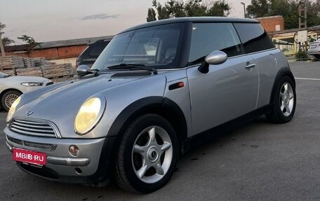 MINI Hatch, 2004 год, 1 фотография