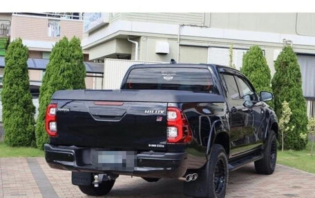 Toyota Hilux VIII, 2022 год, 3 650 000 рублей, 9 фотография