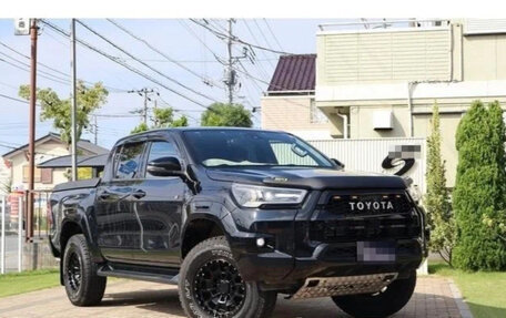 Toyota Hilux VIII, 2022 год, 3 650 000 рублей, 14 фотография