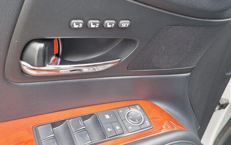 Lexus RX III, 2010 год, 2 290 000 рублей, 13 фотография