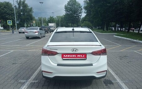 Hyundai Solaris II рестайлинг, 2017 год, 700 000 рублей, 13 фотография