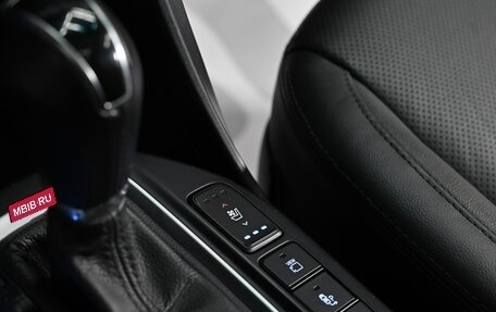 Hyundai Santa Fe III рестайлинг, 2016 год, 1 895 000 рублей, 13 фотография