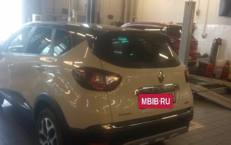 Renault Kaptur I рестайлинг, 2017 год, 1 040 000 рублей, 4 фотография