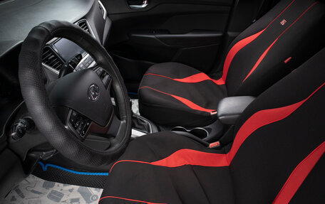 Hyundai Solaris II рестайлинг, 2018 год, 919 000 рублей, 16 фотография