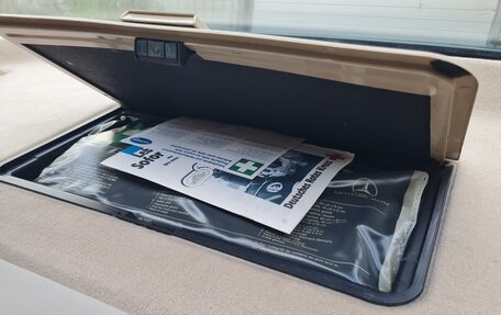 Mercedes-Benz E-Класс, 1994 год, 2 350 000 рублей, 15 фотография