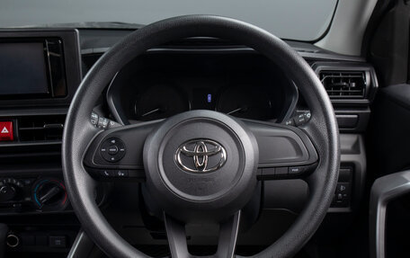 Toyota Raize I, 2020 год, 1 749 000 рублей, 9 фотография