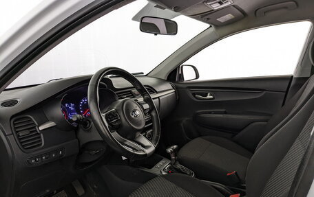 KIA Rio IV, 2020 год, 885 000 рублей, 3 фотография