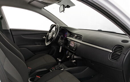 KIA Rio IV, 2020 год, 885 000 рублей, 8 фотография