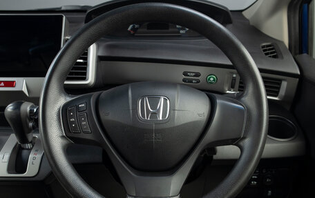Honda Freed I, 2015 год, 1 349 000 рублей, 8 фотография