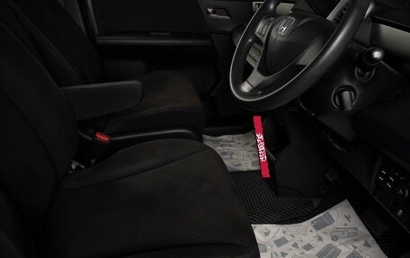 Honda Freed I, 2015 год, 1 349 000 рублей, 15 фотография