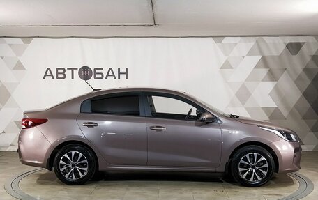 KIA Rio IV, 2020 год, 1 399 000 рублей, 6 фотография