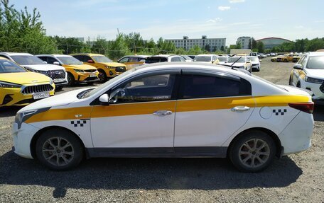 KIA Rio IV, 2021 год, 961 000 рублей, 2 фотография