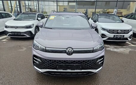 Volkswagen Tiguan, 2024 год, 5 040 000 рублей, 12 фотография
