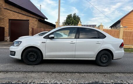 Volkswagen Polo VI (EU Market), 2016 год, 900 000 рублей, 3 фотография